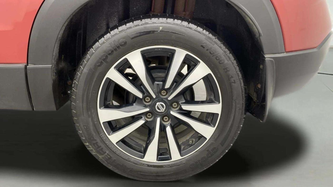 2019 Nissan Kicks XV PREMIUM O DUAL TONE DIESEL, Diesel, Manual, 51,980 km, Left Rear Wheel