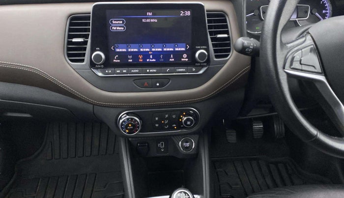2019 Nissan Kicks XV PREMIUM O DUAL TONE DIESEL, Diesel, Manual, 51,980 km, Air Conditioner