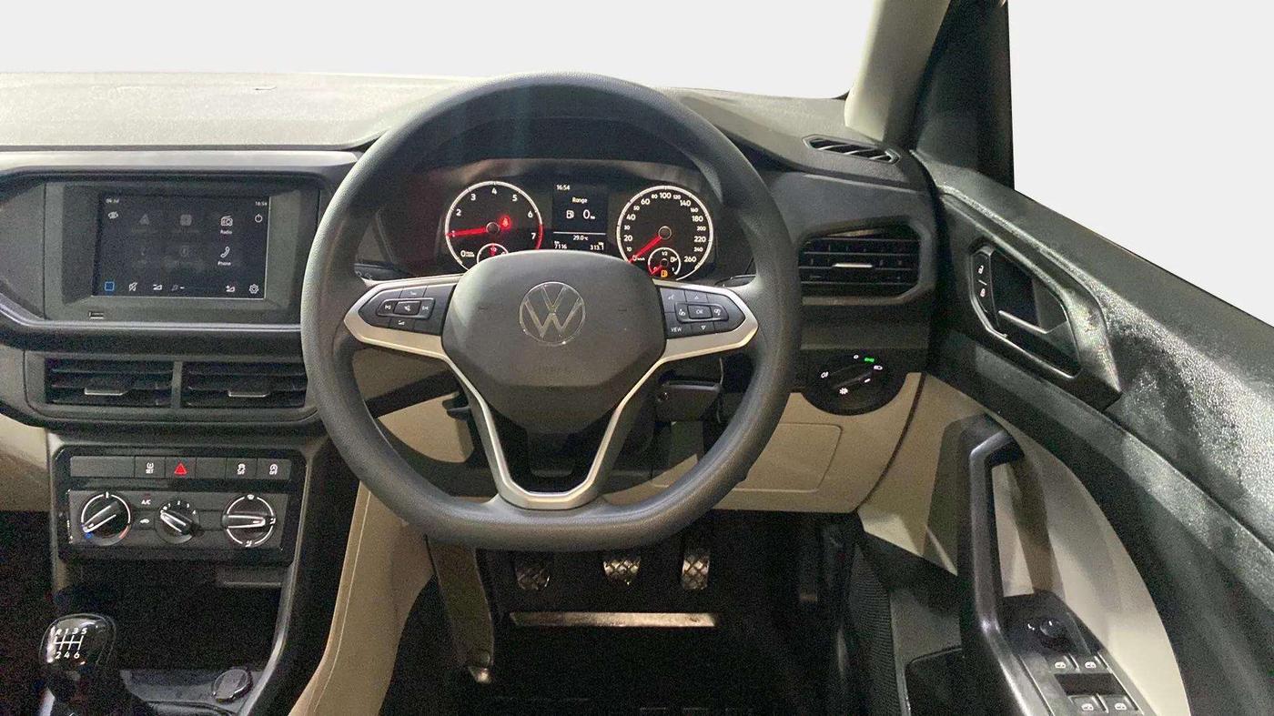 2024 Volkswagen TAIGUN COMFORTLINE 1.0 TSI MT, Petrol, Manual, 7,128 km, Steering Wheel Close Up