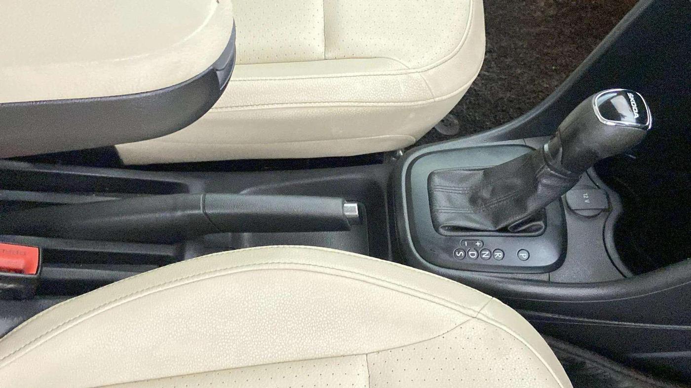 2021 Skoda Rapid STYLE AT TSI, Petrol, Automatic, 28,581 km, Gear Lever