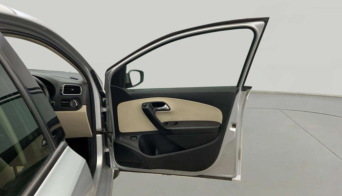 2021 Skoda Rapid STYLE AT TSI, Petrol, Automatic, 27,996 km, RHS Front Door