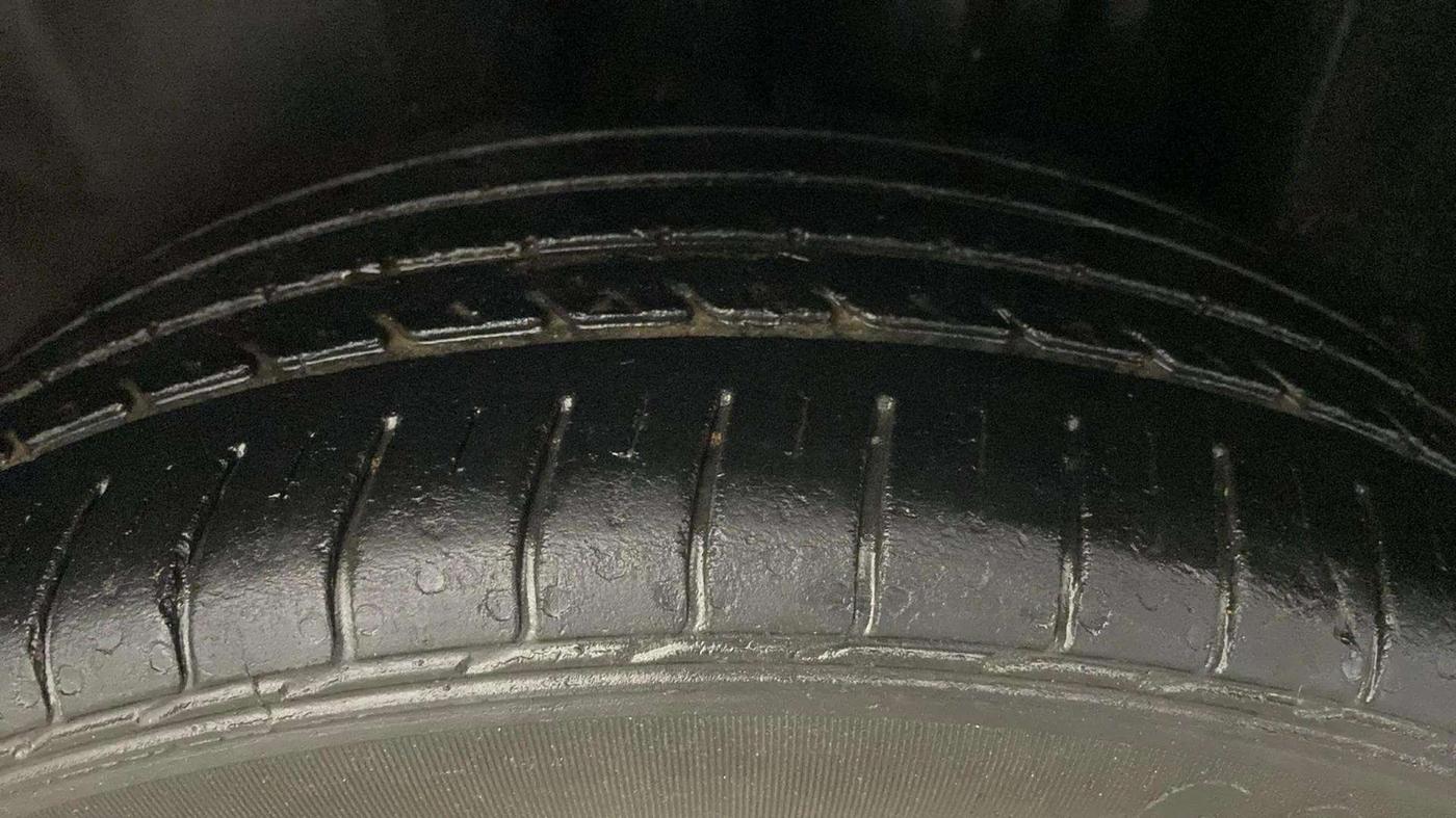 2021 Skoda Rapid STYLE AT TSI, Petrol, Automatic, 28,581 km, Left Rear Tyre Tread