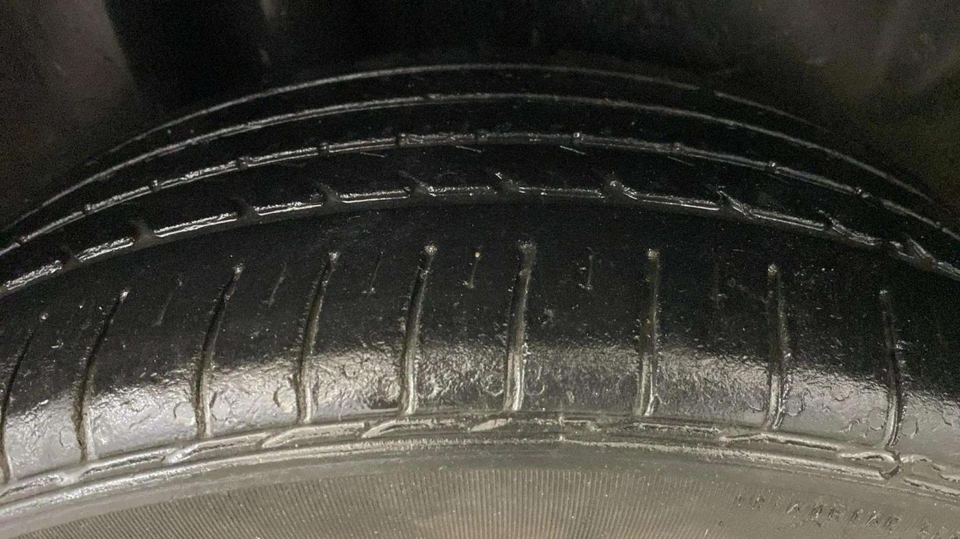 2021 Skoda Rapid STYLE AT TSI, Petrol, Automatic, 28,581 km, Right Rear Tyre Tread