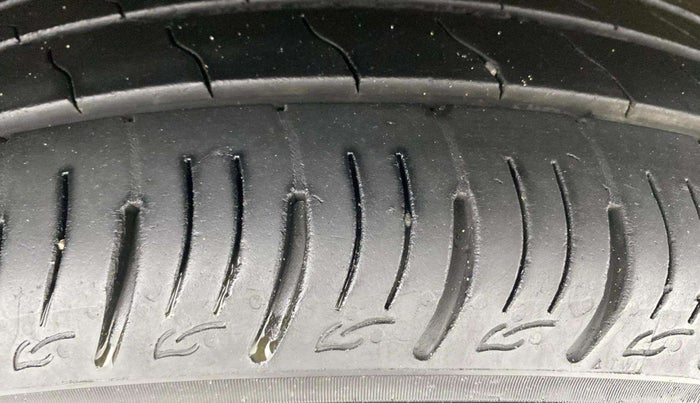 2019 Ford Ecosport TITANIUM + 1.5L PETROL AT, Petrol, Automatic, 91,885 km, Right Rear Tyre Tread