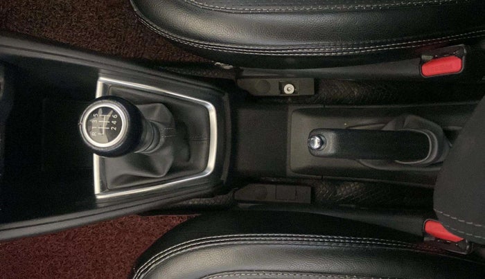 2019 Nissan Kicks XV DIESEL, Diesel, Manual, 40,783 km, Gear Lever