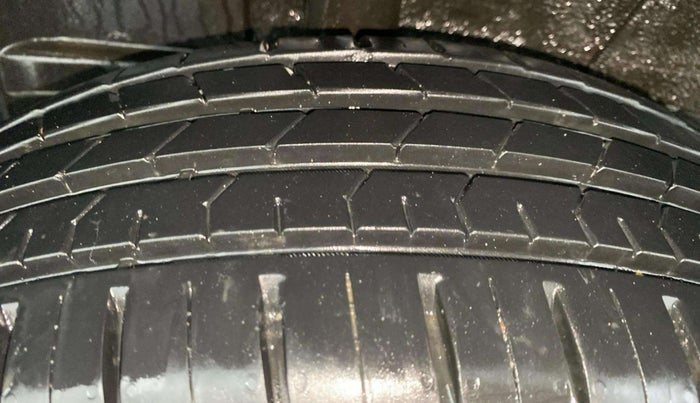 2023 Tata PUNCH CREATIVE  AMT, Petrol, Automatic, 6,285 km, Right Rear Tyre Tread
