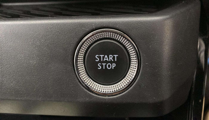 2022 Renault Kiger RXZ AMT, Petrol, Automatic, 30,207 km, Keyless Start/ Stop Button