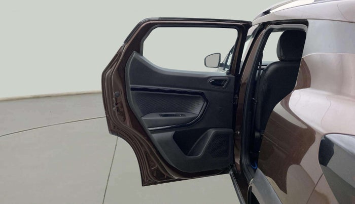 2022 Renault Kiger RXZ AMT, Petrol, Automatic, 30,207 km, LHS Rear Door