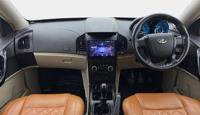 2017 Mahindra XUV500 W4, Diesel, Manual, 51,287 km, Dashboard