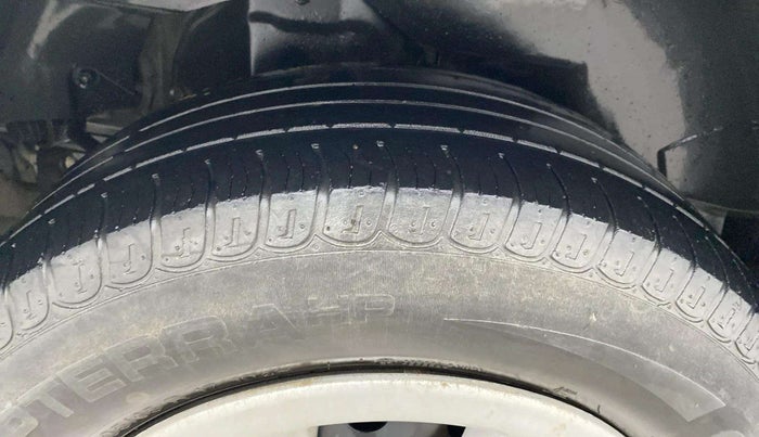 2017 Mahindra XUV500 W4, Diesel, Manual, 51,287 km, Right Rear Tyre Tread