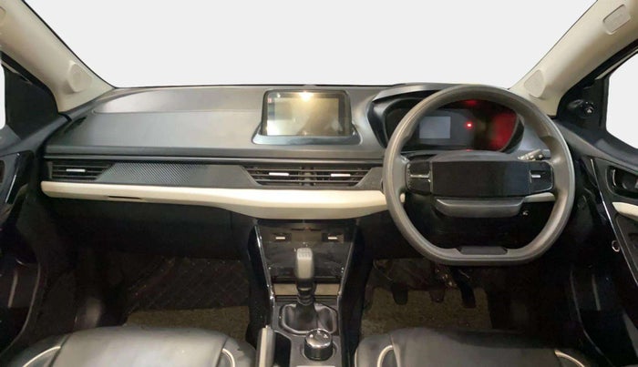 2023 Tata NEXON PURE 1.2 PETROL, CNG, Manual, 20,372 km, Dashboard