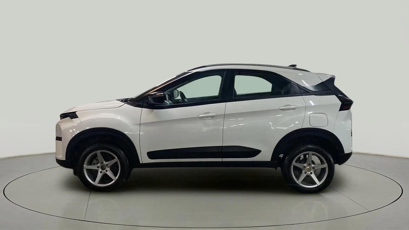 2023 Tata NEXON PURE 1.2 PETROL, CNG, Manual, 20,402 km, Left Side
