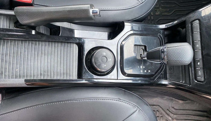 2022 Tata NEXON XZA PLUS DIESEL DARK EDITION, Diesel, Automatic, 31,730 km, Gear Lever