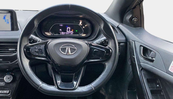 2022 Tata NEXON XZA PLUS DIESEL DARK EDITION, Diesel, Automatic, 31,730 km, Steering Wheel Close Up