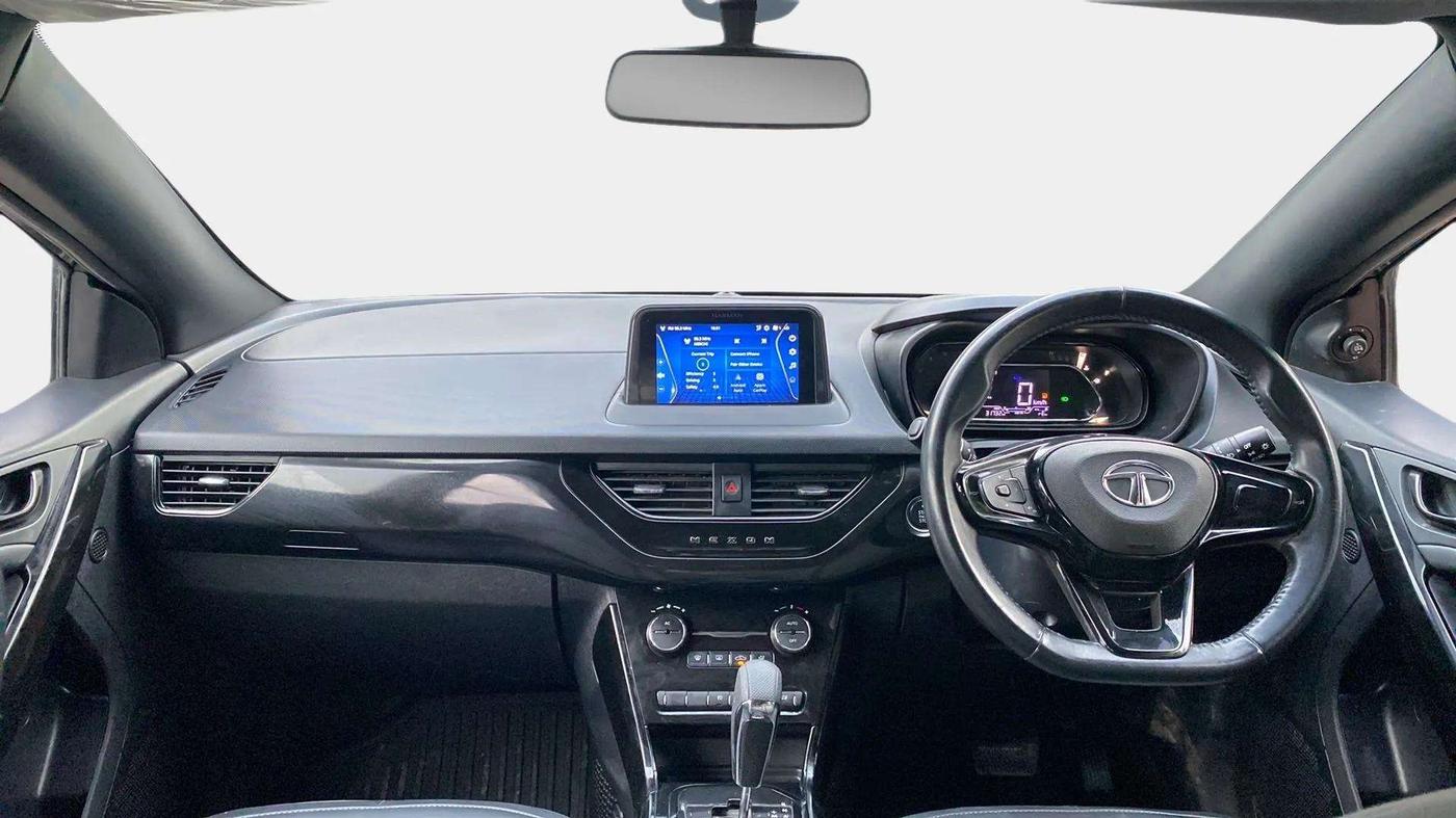 2022 Tata NEXON XZA PLUS DIESEL DARK EDITION, Diesel, Automatic, 31,760 km, Dashboard