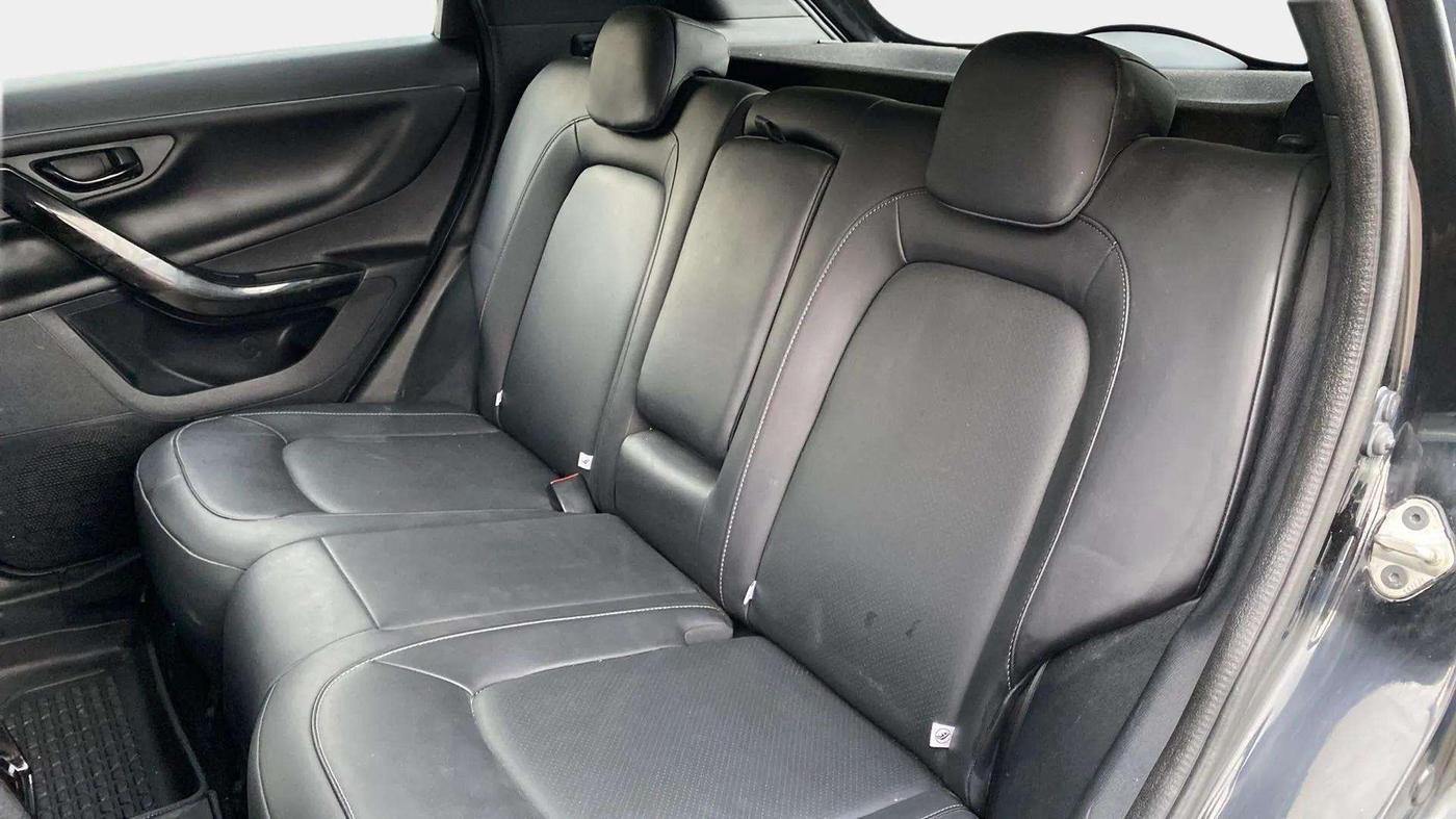 2022 Tata NEXON XZA PLUS DIESEL DARK EDITION, Diesel, Automatic, 31,760 km, Right Side Rear Door Cabin