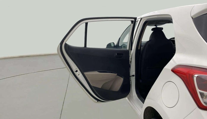 2016 Hyundai Grand i10 MAGNA AT 1.2 KAPPA VTVT, Petrol, Automatic, 45,828 km, LHS Rear Door
