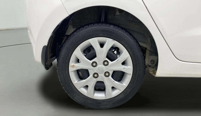 2016 Hyundai Grand i10 MAGNA AT 1.2 KAPPA VTVT, Petrol, Automatic, 45,828 km, Right Rear Wheel