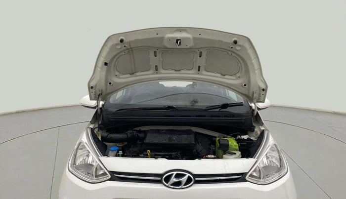 2016 Hyundai Grand i10 MAGNA AT 1.2 KAPPA VTVT, Petrol, Automatic, 45,828 km, Open Bonet