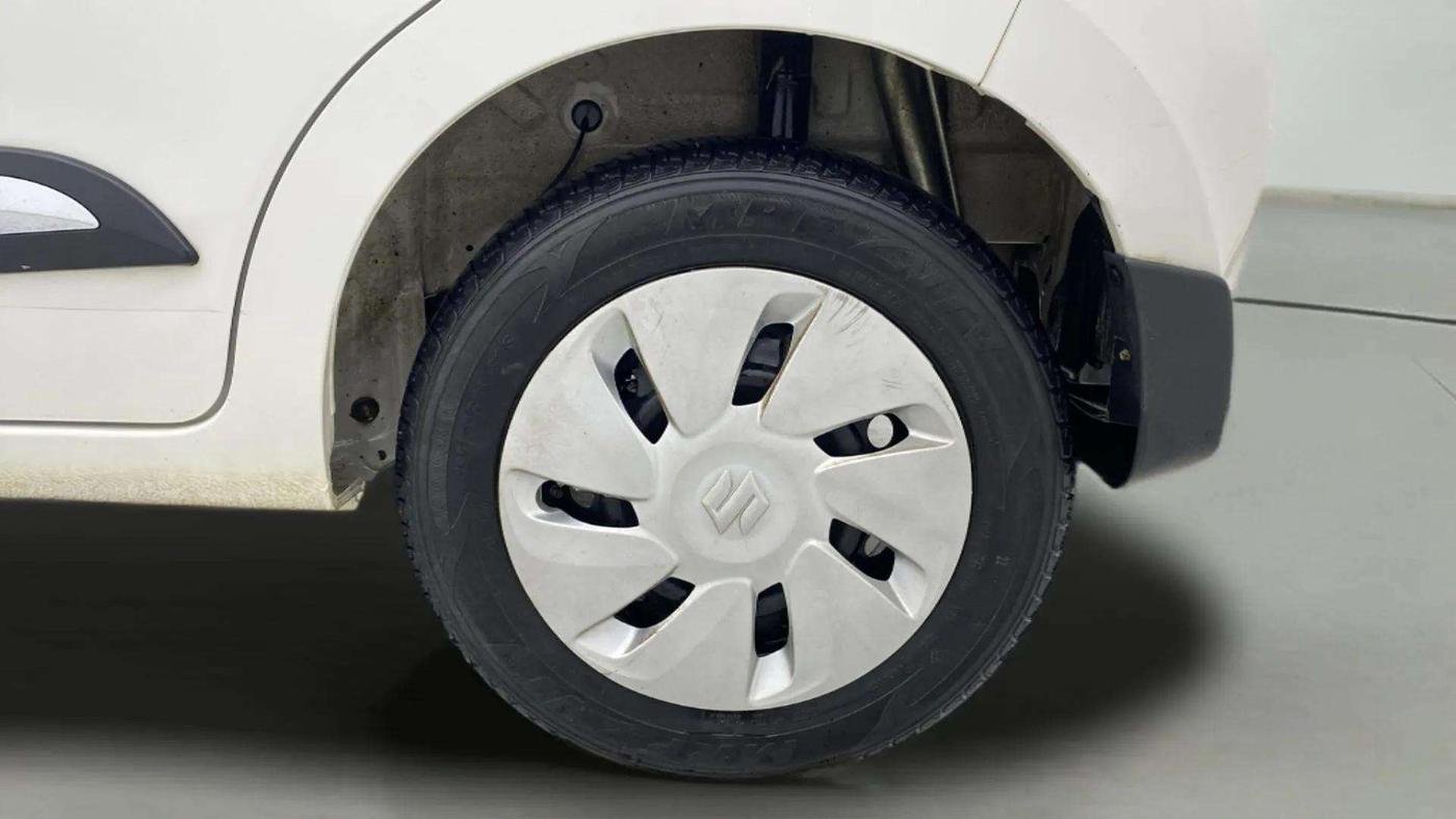 2020 Maruti Celerio ZXI, Petrol, Manual, 25,276 km, Left Rear Wheel
