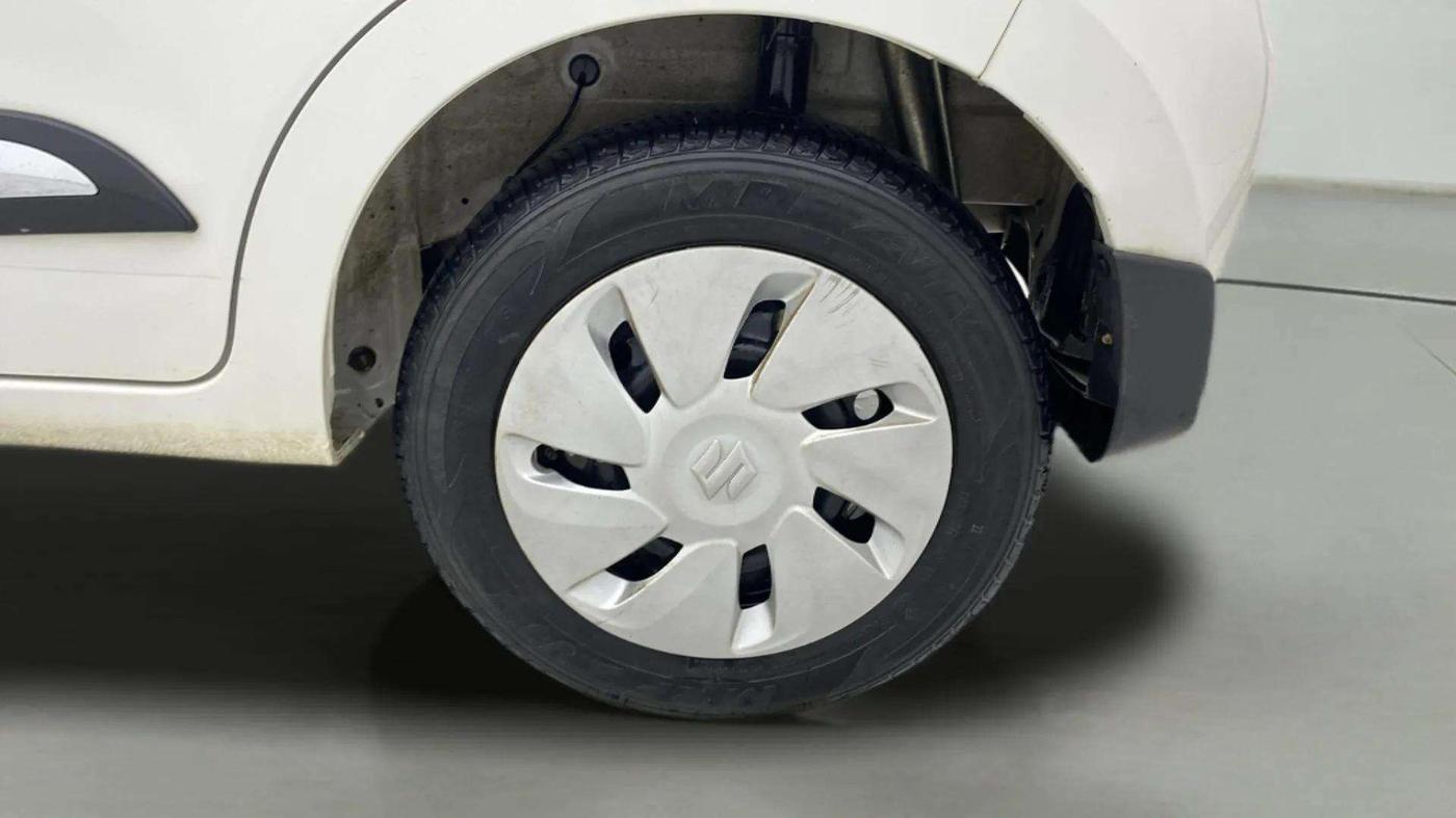 2020 Maruti Celerio ZXI, Petrol, Manual, 25,276 km, Right Rear Wheel