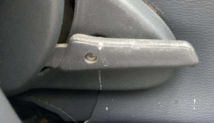 2014 Maruti Alto 800 LXI, Petrol, Manual, 33,731 km, Driver Side Adjustment Panel