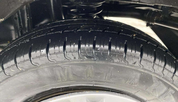 2014 Maruti Alto 800 LXI, Petrol, Manual, 33,731 km, Left Rear Tyre Tread