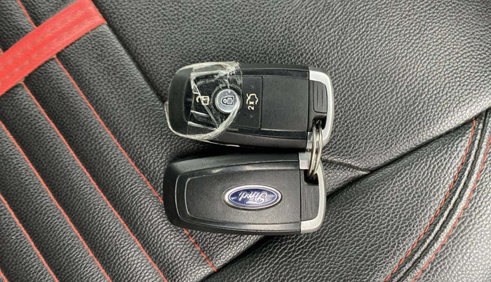 2018 Ford FREESTYLE TITANIUM 1.2 PETROL, Petrol, Manual, 40,849 km, Key Close Up