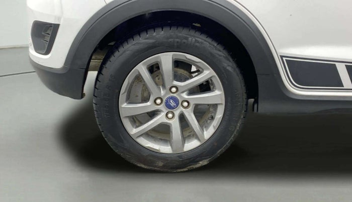 2018 Ford FREESTYLE TITANIUM 1.2 PETROL, Petrol, Manual, 40,849 km, Right Rear Wheel