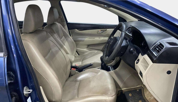 2017 Maruti Ciaz ALPHA 1.4 PETROL, Petrol, Manual, 95,334 km, Right Side Front Door Cabin