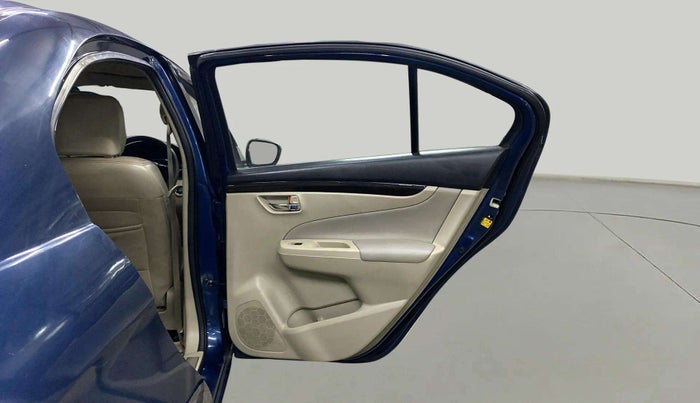 2017 Maruti Ciaz ALPHA 1.4 PETROL, Petrol, Manual, 95,334 km, RHS Rear Door