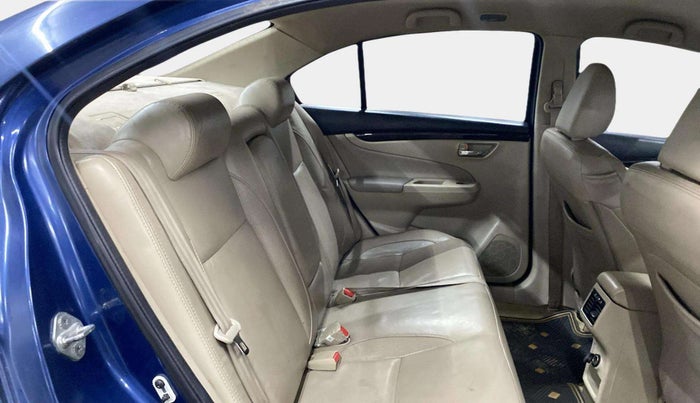 2017 Maruti Ciaz ALPHA 1.4 PETROL, Petrol, Manual, 95,334 km, Right Side Rear Door Cabin