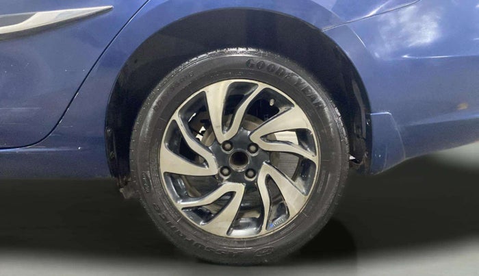 2017 Maruti Ciaz ALPHA 1.4 PETROL, Petrol, Manual, 95,334 km, Left Rear Wheel