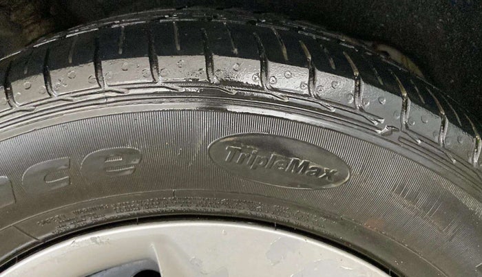 2018 Hyundai Creta E PLUS 1.4 DIESEL, Diesel, Manual, 80,755 km, Right Front Tyre Tread