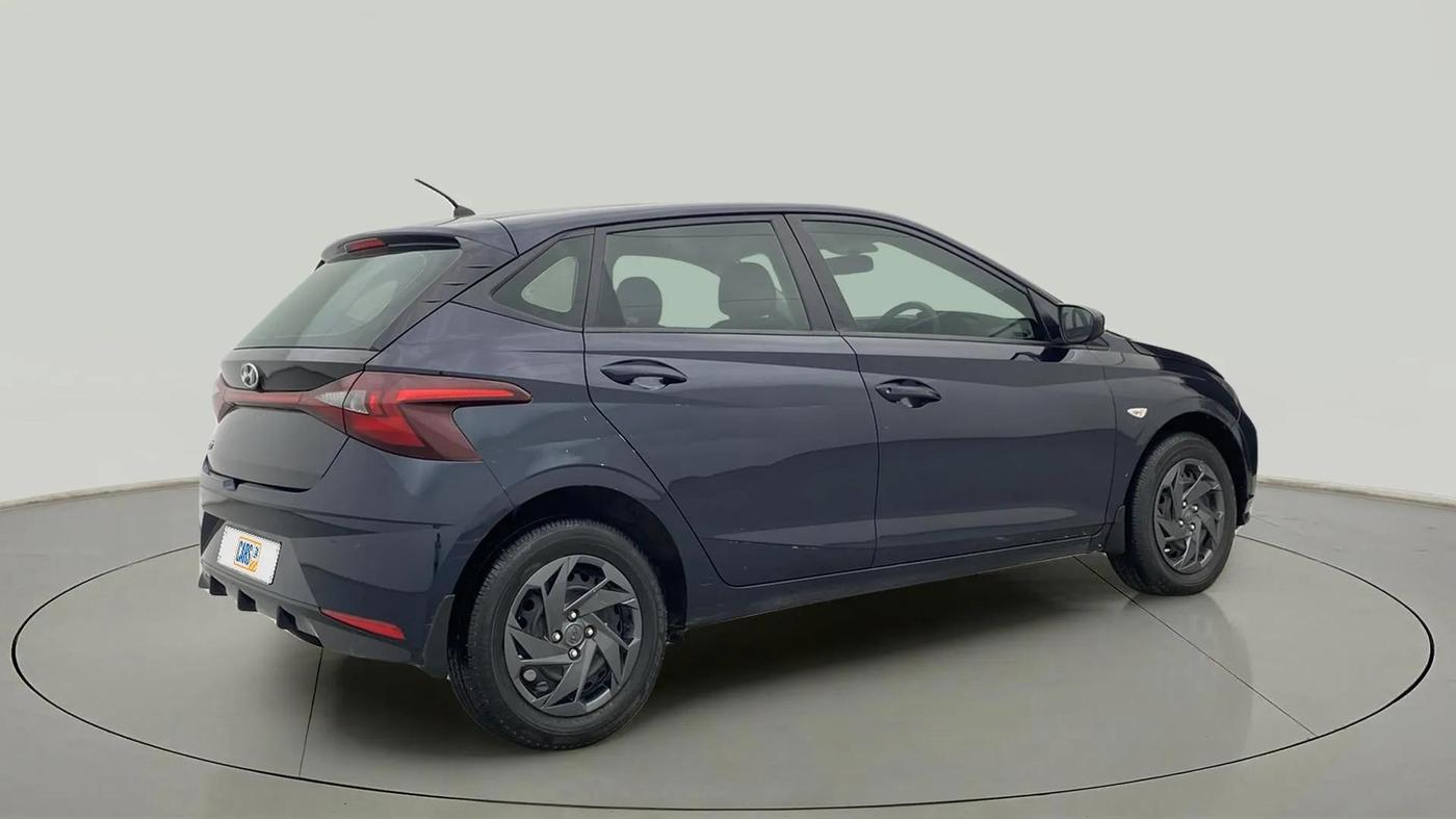 2023 Hyundai NEW I20 MAGNA 1.2 MT, Petrol, Manual, 11,635 km, Right Back Diagonal