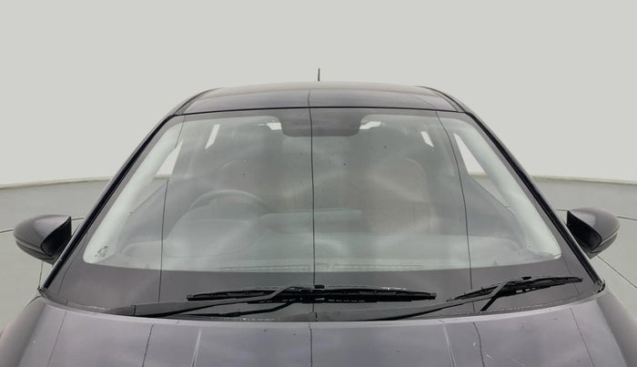 2023 Hyundai NEW I20 MAGNA 1.2 MT, Petrol, Manual, 11,311 km, Front Windshield