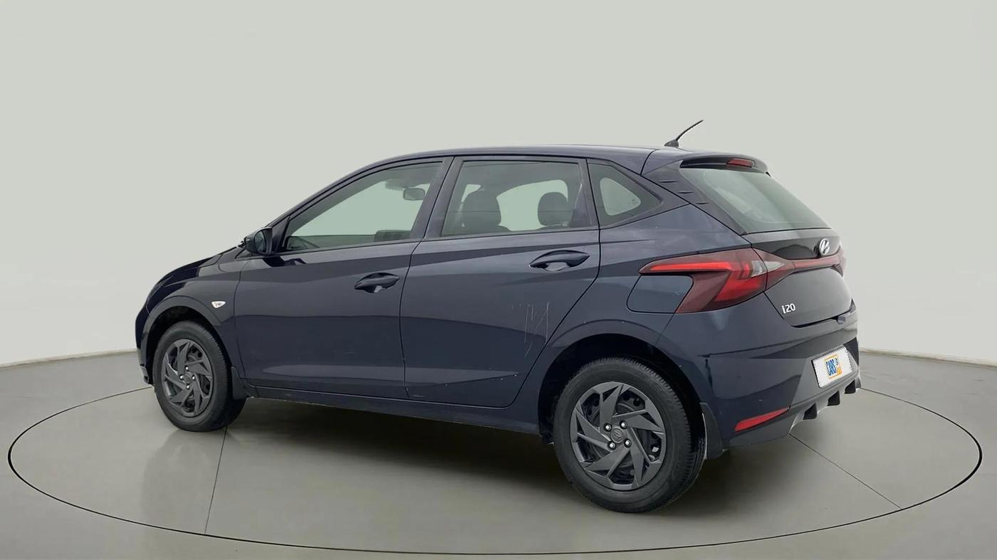 2023 Hyundai NEW I20 MAGNA 1.2 MT, Petrol, Manual, 11,635 km, Left Back Diagonal