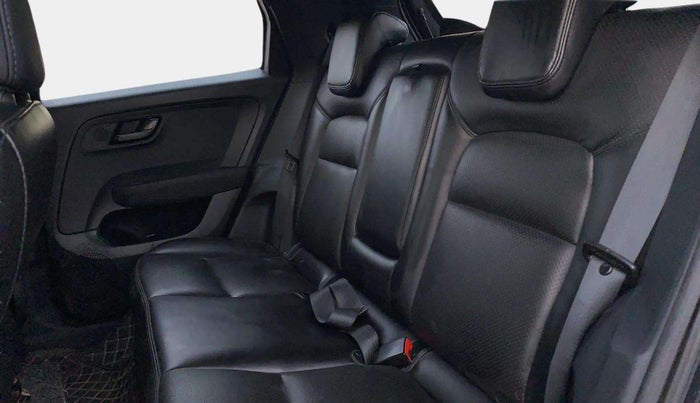2022 Tata ALTROZ XZ PLUS PETROL DARK EDITION, Petrol, Manual, 39,995 km, Right Side Rear Door Cabin