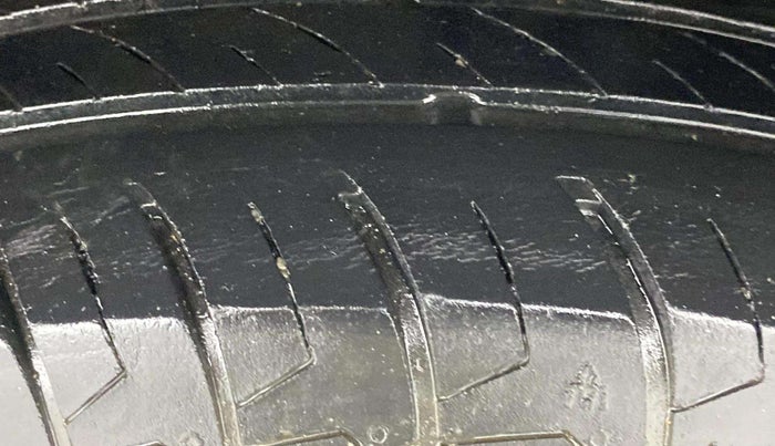 2022 Maruti Dzire VXI CNG, CNG, Manual, 46,730 km, Left Rear Tyre Tread