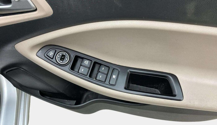 2019 Hyundai Elite i20 SPORTZ PLUS  1.2 CVT, Petrol, Automatic, 69,799 km, Driver Side Door Panels Control
