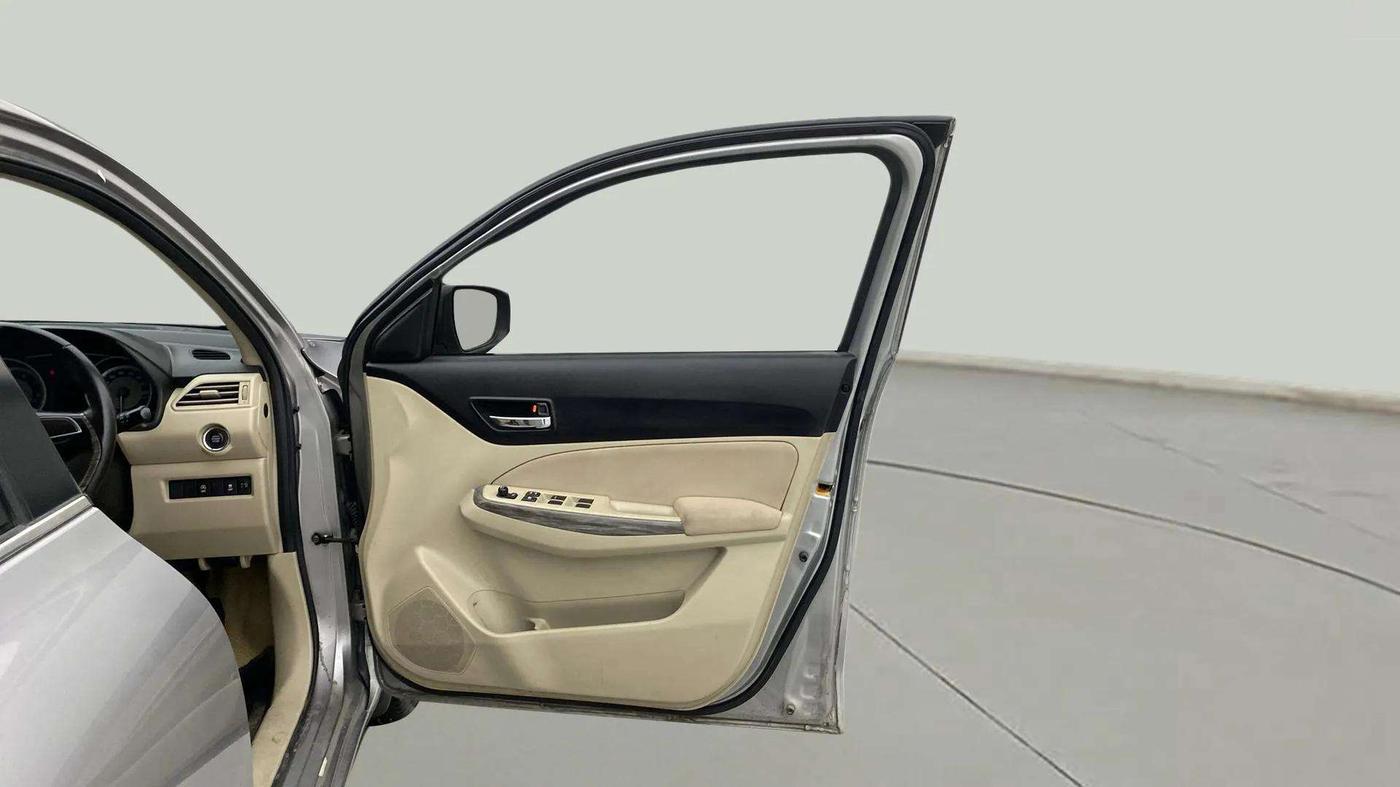 2021 Maruti Dzire ZXI AMT, Petrol, Automatic, 1,24,064 km, RHS Front Door