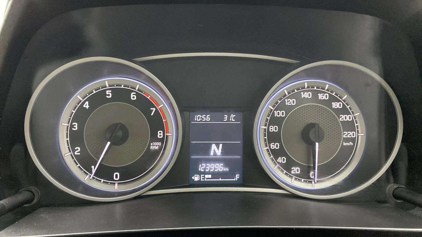 2021 Maruti Dzire ZXI AMT, Petrol, Automatic, 1,24,064 km, Odometer Image