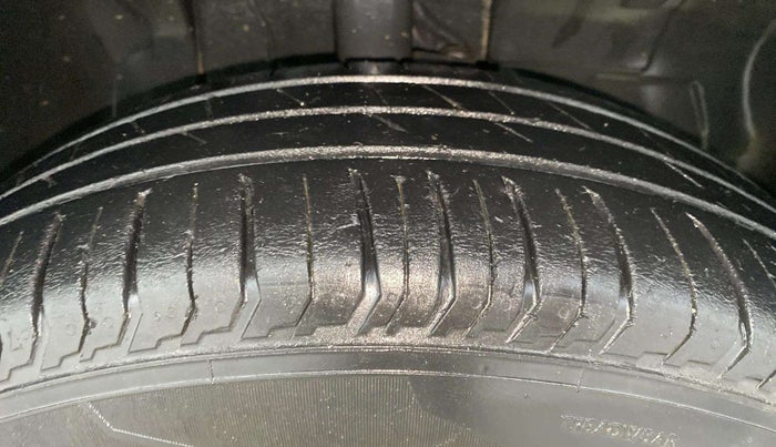 2023 Tata PUNCH CREATIVE  MT, Petrol, Manual, 47,184 km, Right Front Tyre Tread