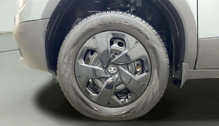 2023 Tata PUNCH CREATIVE  MT, Petrol, Manual, 47,184 km, Left Front Wheel