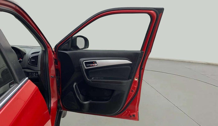 2021 Maruti Vitara Brezza ZXI PLUS DUAL TONE, Petrol, Manual, 1,08,832 km, RHS Front Door