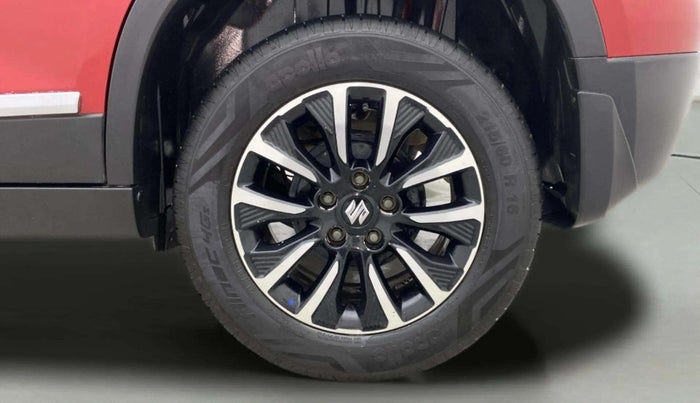 2021 Maruti Vitara Brezza ZXI PLUS DUAL TONE, Petrol, Manual, 1,08,832 km, Left Rear Wheel