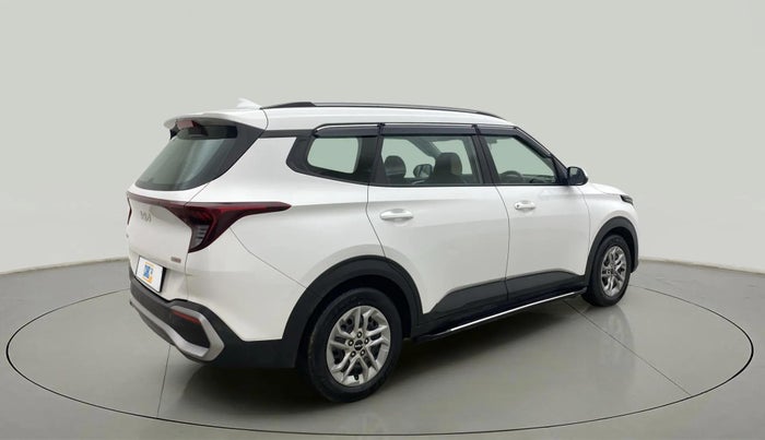 2022 KIA CARENS PRESTIGE 1.4 PETROL 7 STR, Petrol, Manual, 35,497 km, Right Back Diagonal