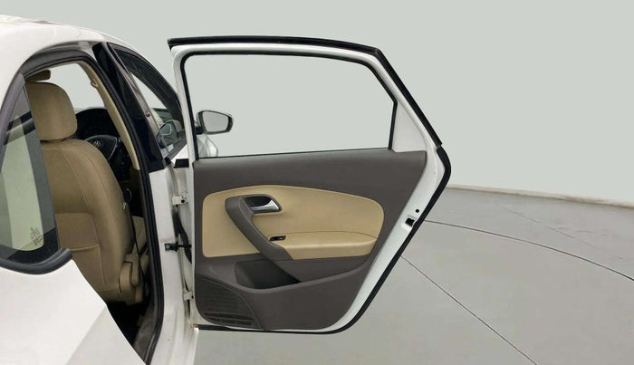 2017 Volkswagen Vento HIGHLINE PETROL AT, Petrol, Automatic, 53,146 km, RHS Rear Door