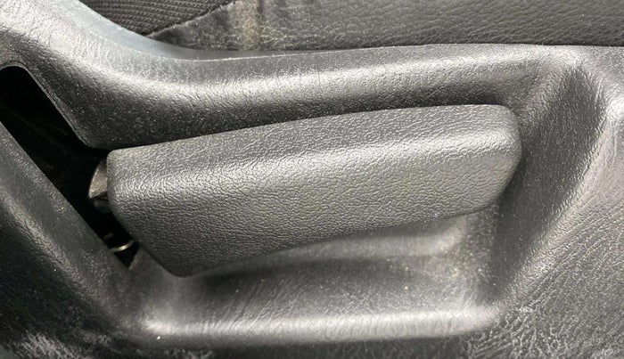 2021 Maruti Alto VXI, Petrol, Manual, 8,647 km, Driver Side Adjustment Panel