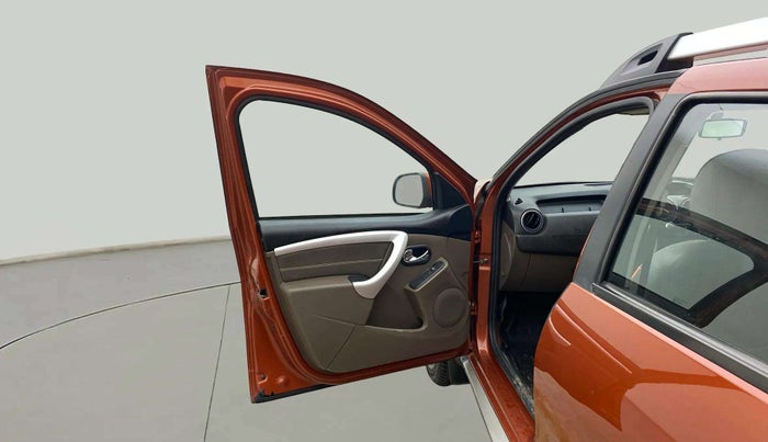 2019 Renault Duster 110 PS RXZ 4X4 MT DIESEL, Diesel, Manual, 71,929 km, LHS Front Door